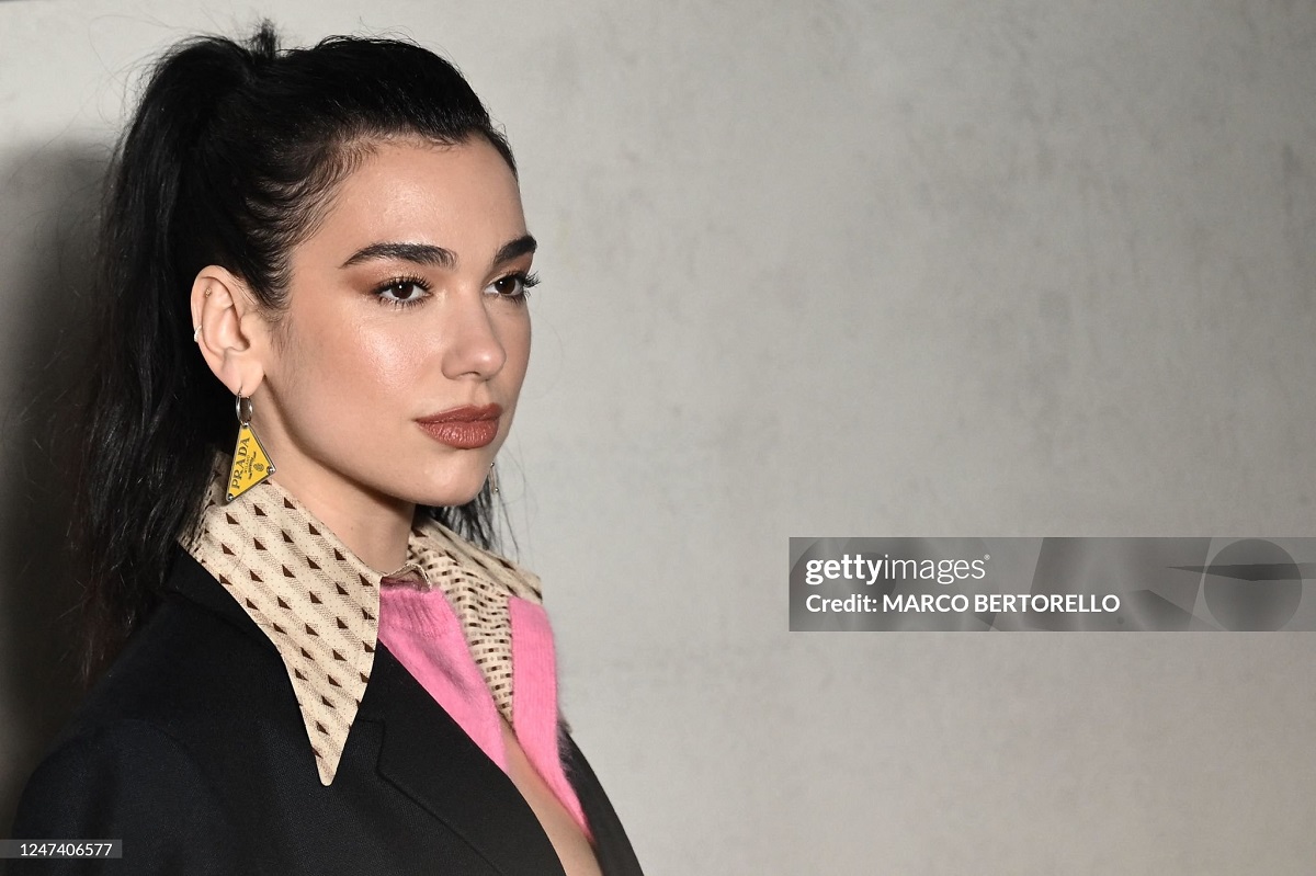 Dua Lipa Biography1