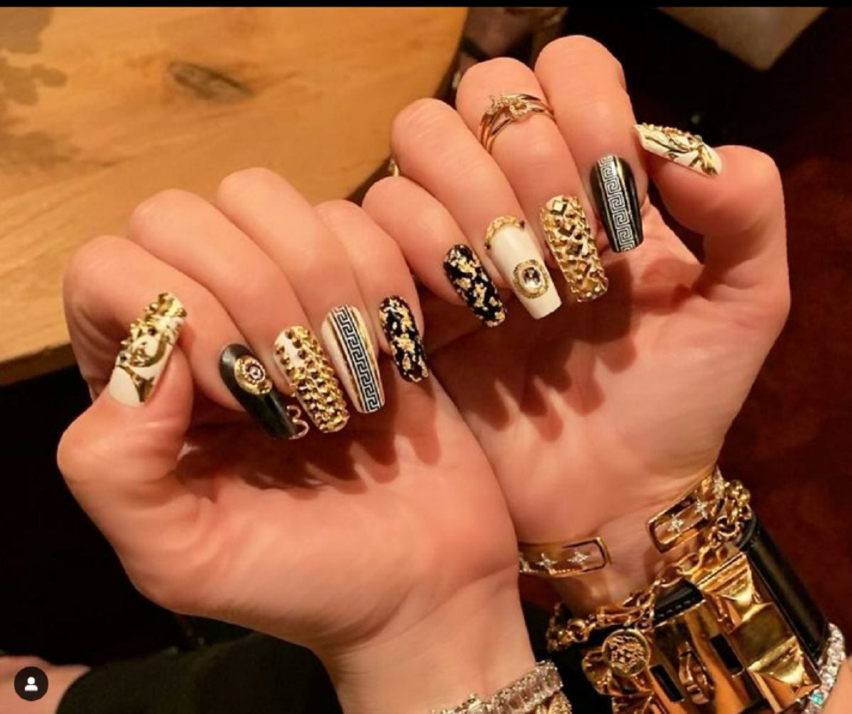 Jennifer Lopez Nail Designs3