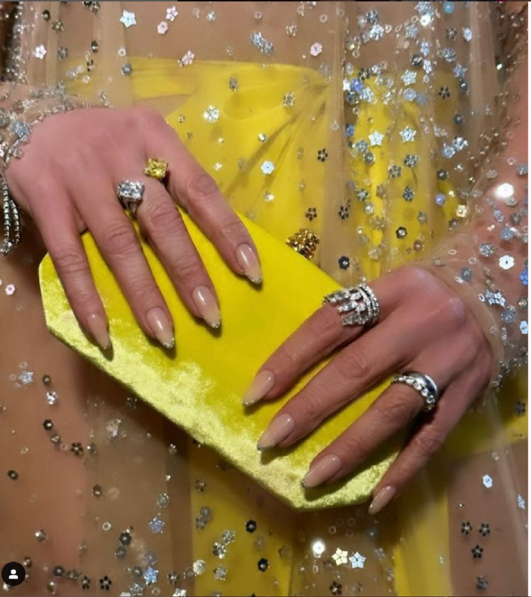 Jennifer Lopez Nail Designs6