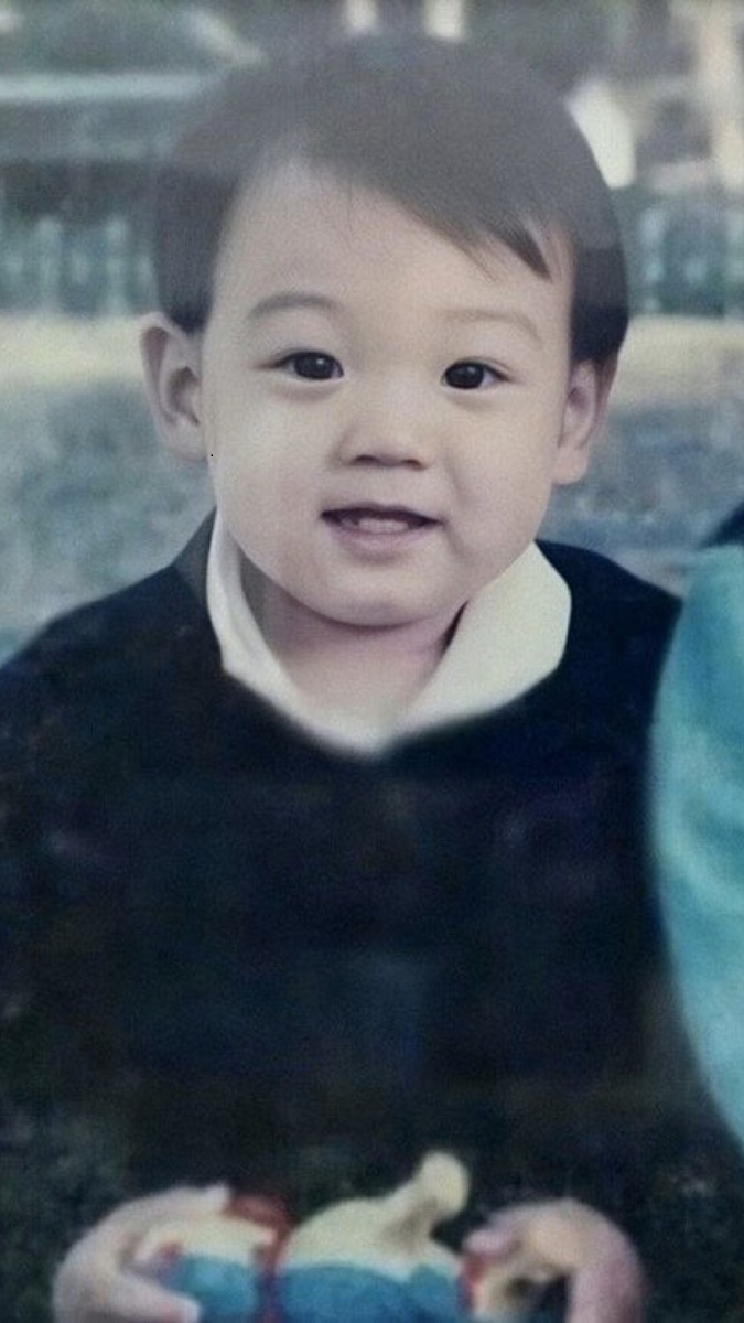 Jungkook's childhood1