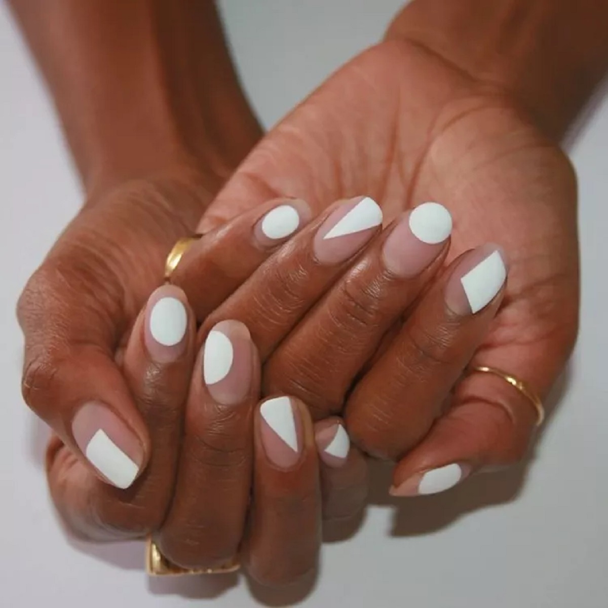 Best White Nail Designs7