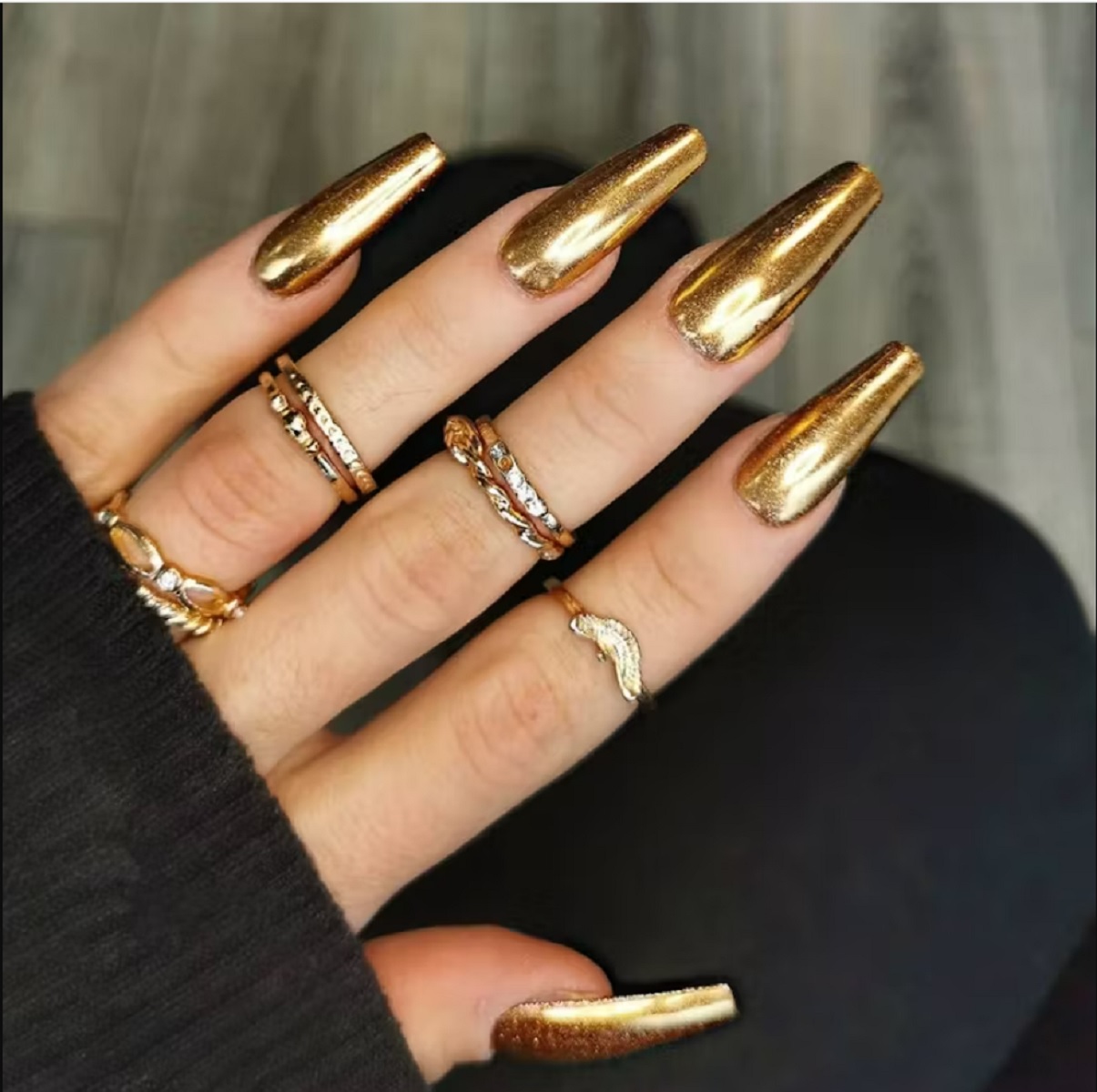 Gold Chrome Nail Designs2