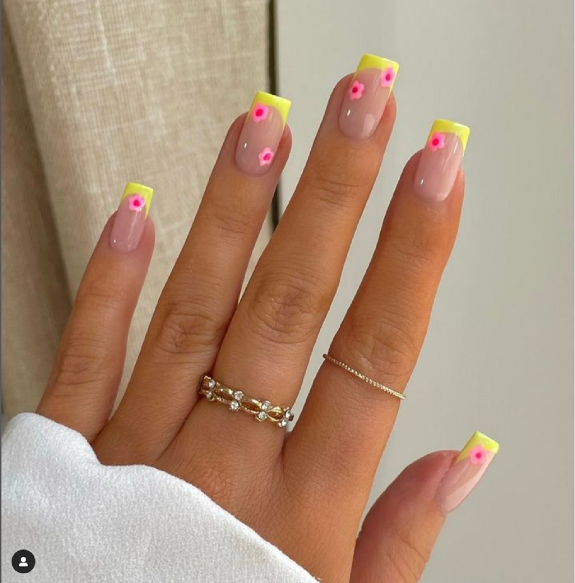 The best sports nail designs4