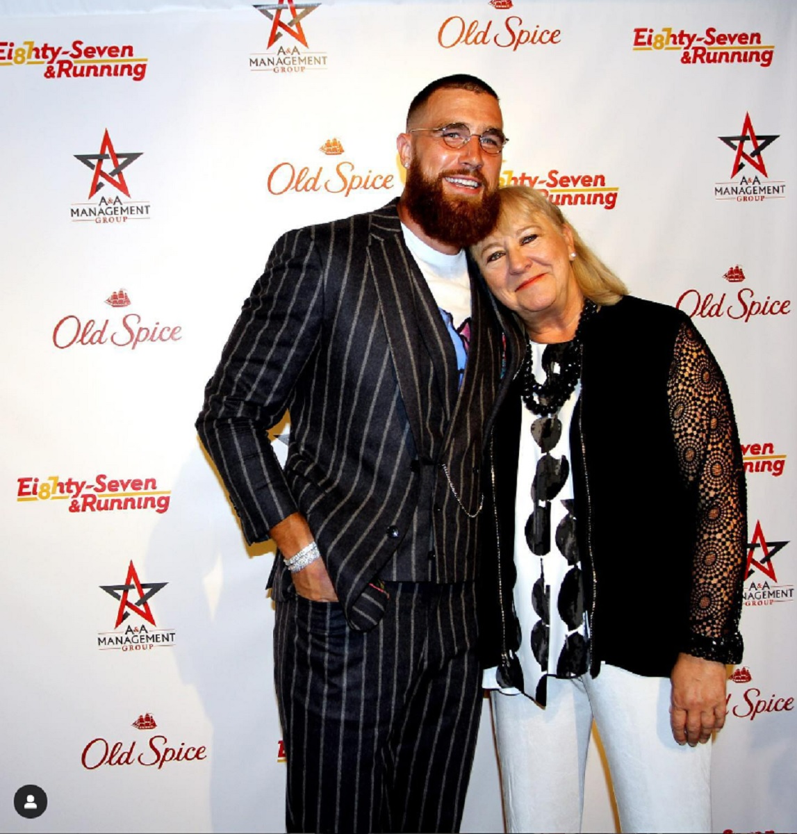 Travis Kelce family photos2