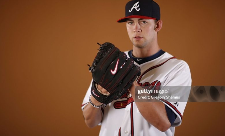 Biography of Mike Minor