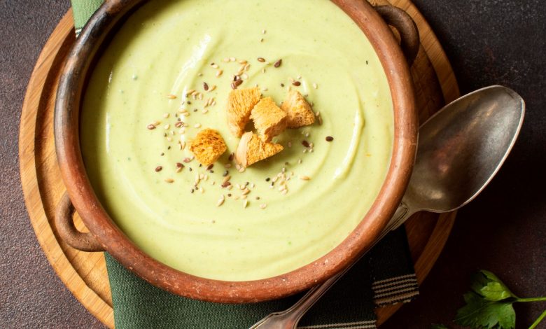 Creamy celery soup