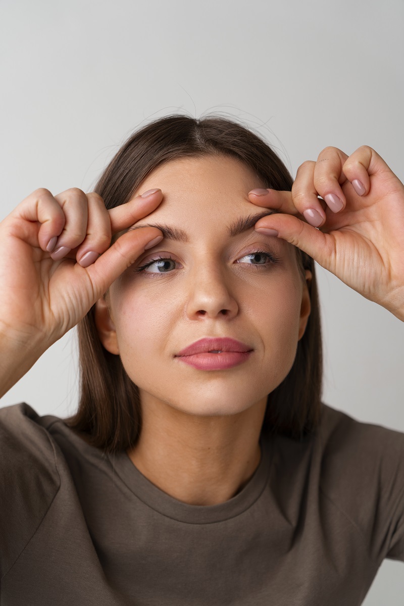 Face yoga exercises- The Eyebrow Lifter