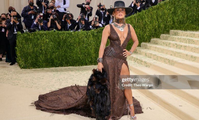 Jennifer Lopez's Met Gala dress