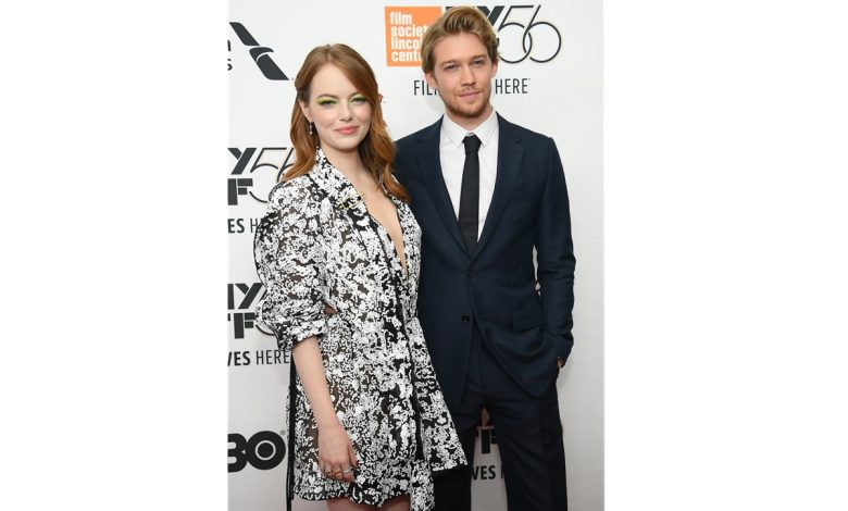 Joe Alwyn and Emma Stone