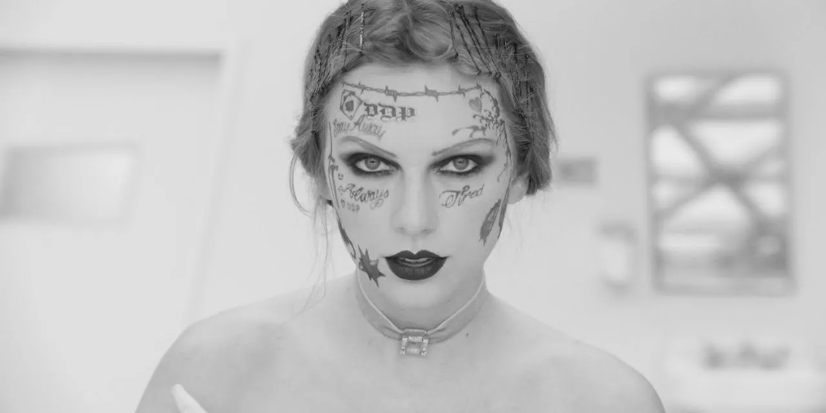 Taylor Swift face tattoo1