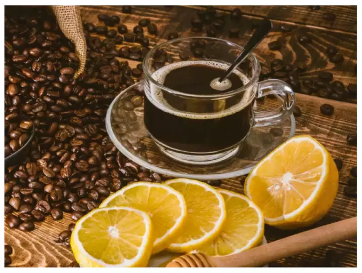 The dark lemon coffee