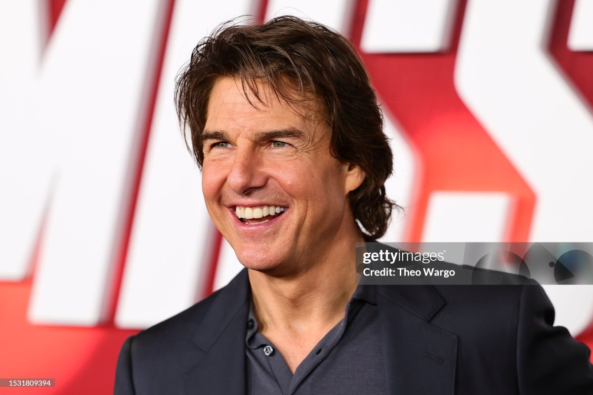 Tom Cruise's cosmetic procedure2