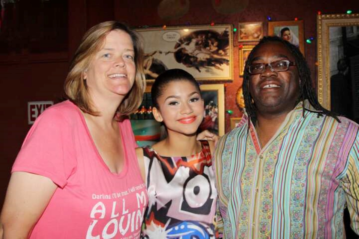 Zendaya and her parents3