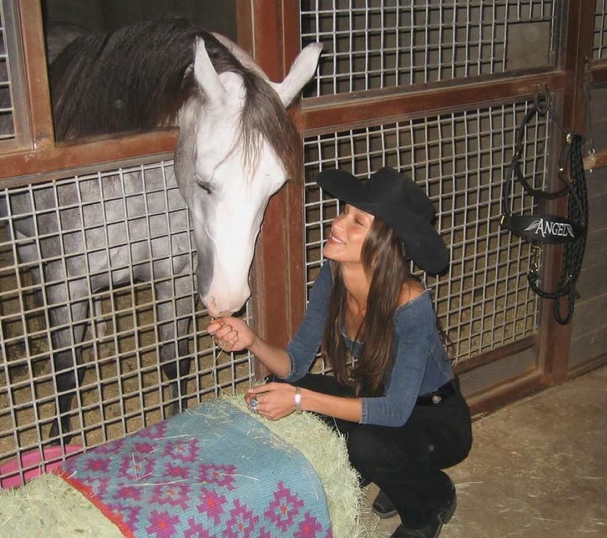 Bella Hadid Cowboy Looks2