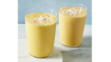 Coconut mango smoothie