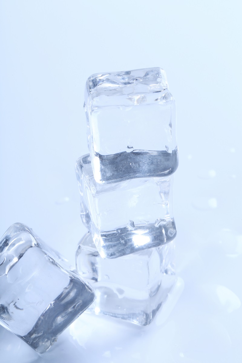 Benefits of ice for the skin2