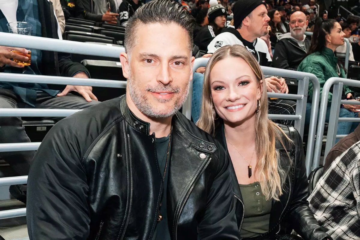 Joe Manganiello's new girlfriend3