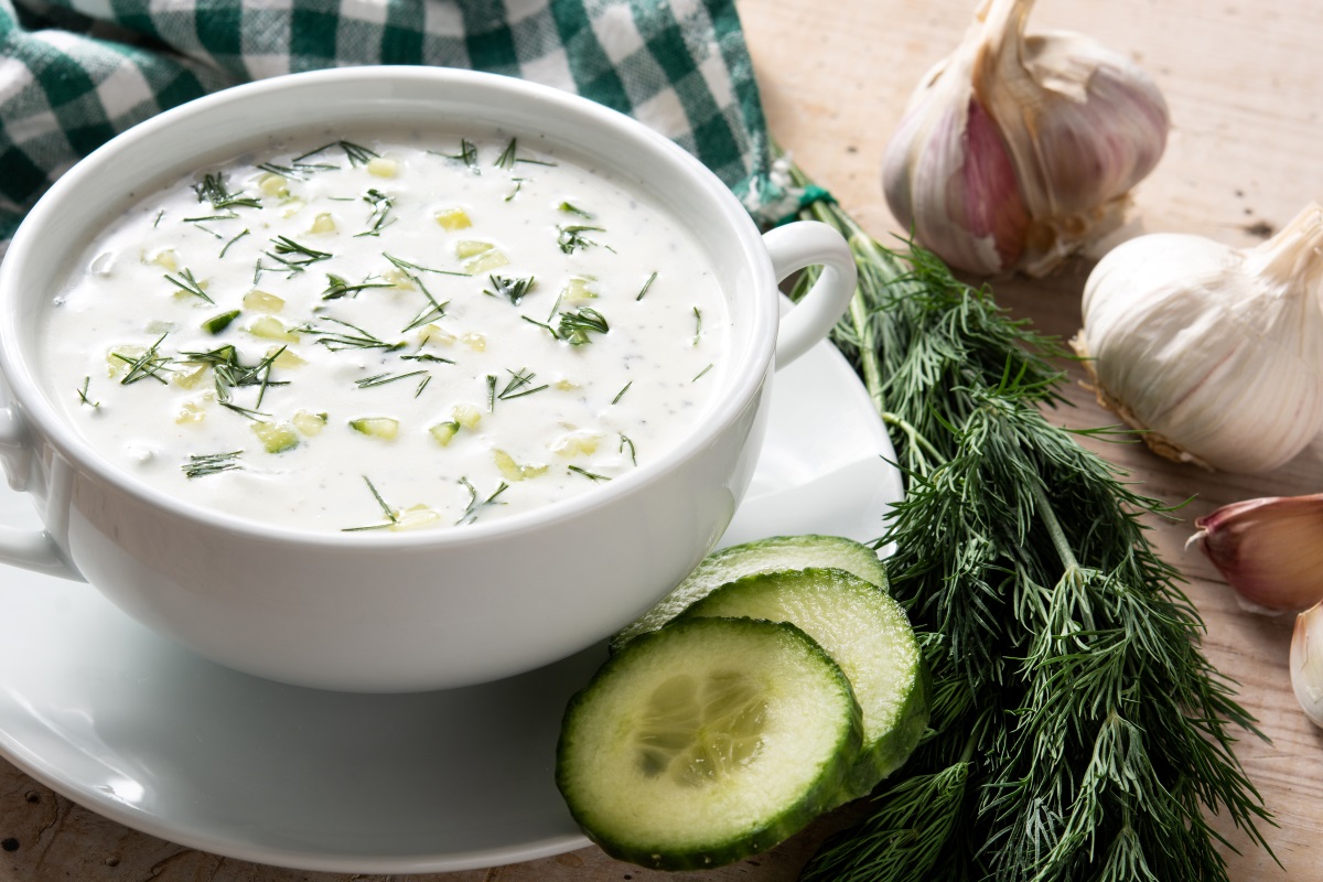 Neck skin tightening with Cucumber pastes