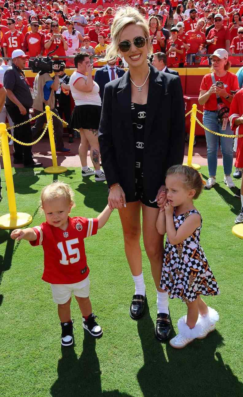 Brittany Mahomes with Sterling and Bronze Mahomes. 