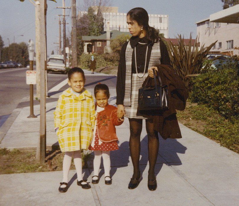 Kamala Harris with mom and sister twitter Maya mom Shyamala