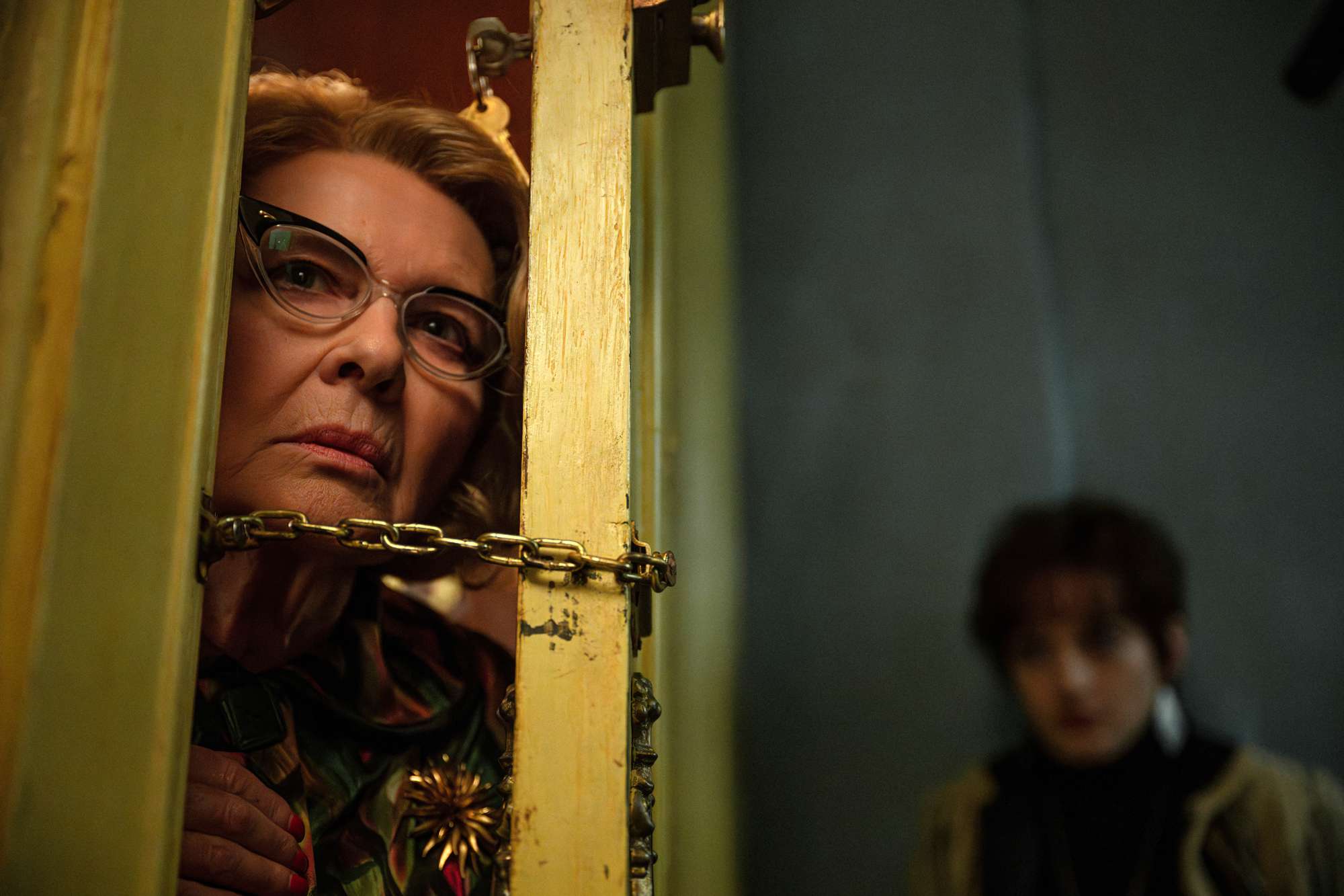 Dianne Wiest and Julia Garner in 'Apartment 7A.'