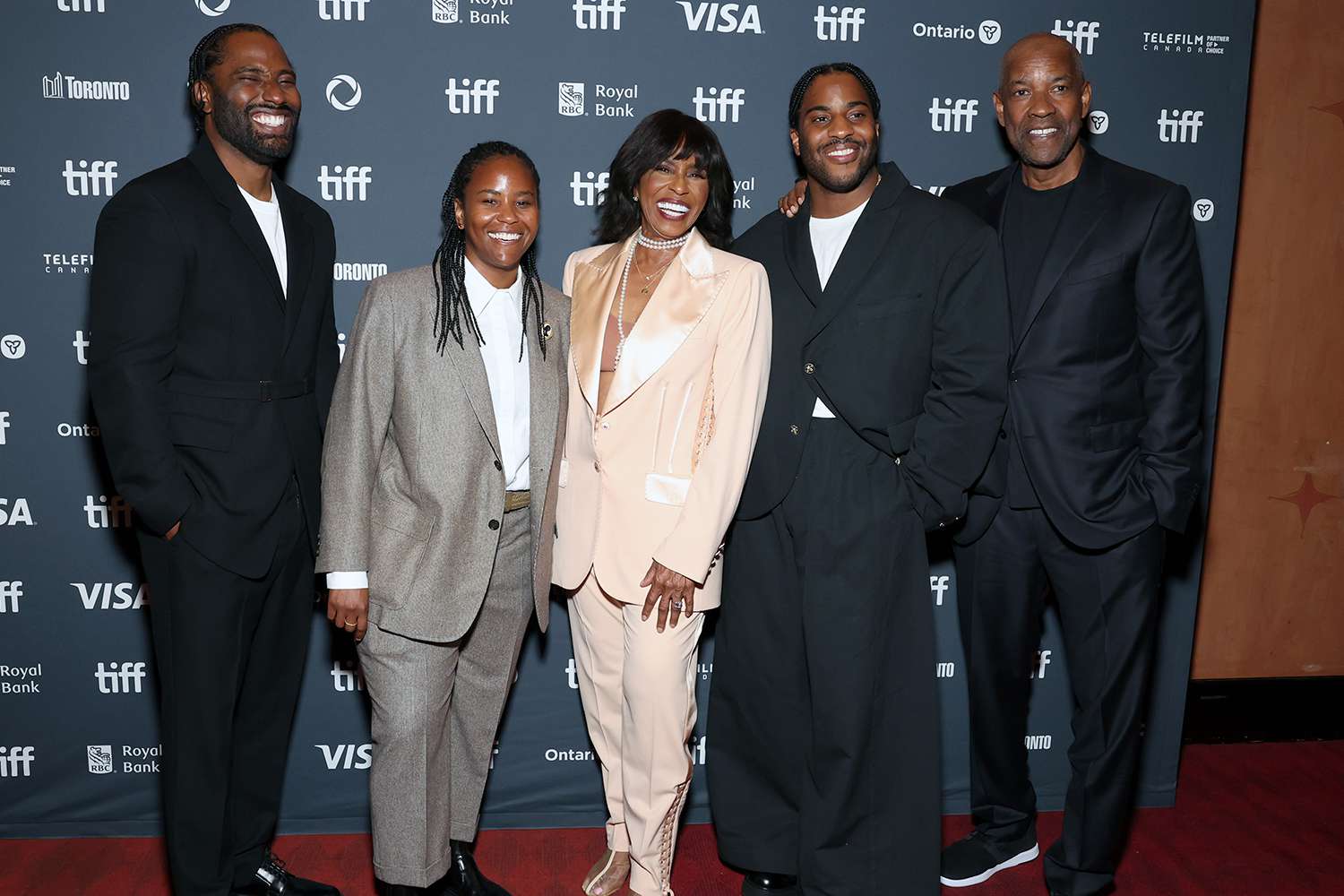 ohn David Washington, Katia Washington, Pauletta Washington, Malcolm Washington, and Denzel Washington tiff Toronto International Film Festival 09 10 24 