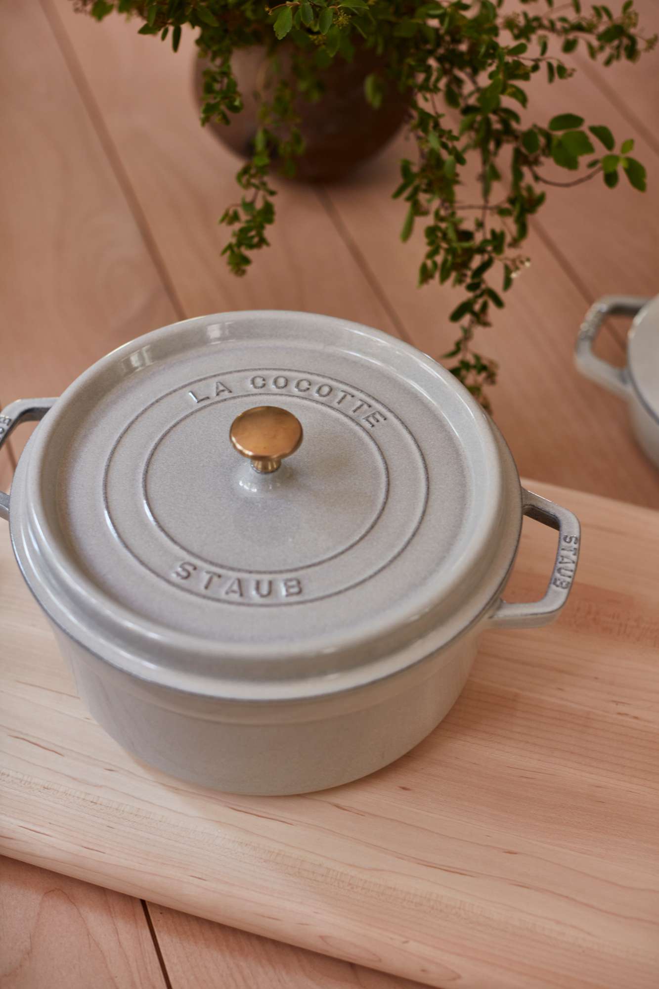 Staub product photo