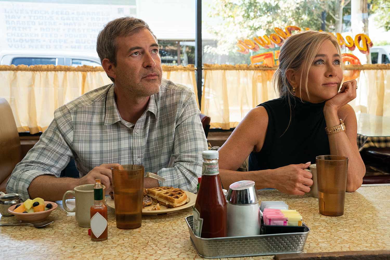 Mark Duplass and Jennifer Aniston in The Morning Show