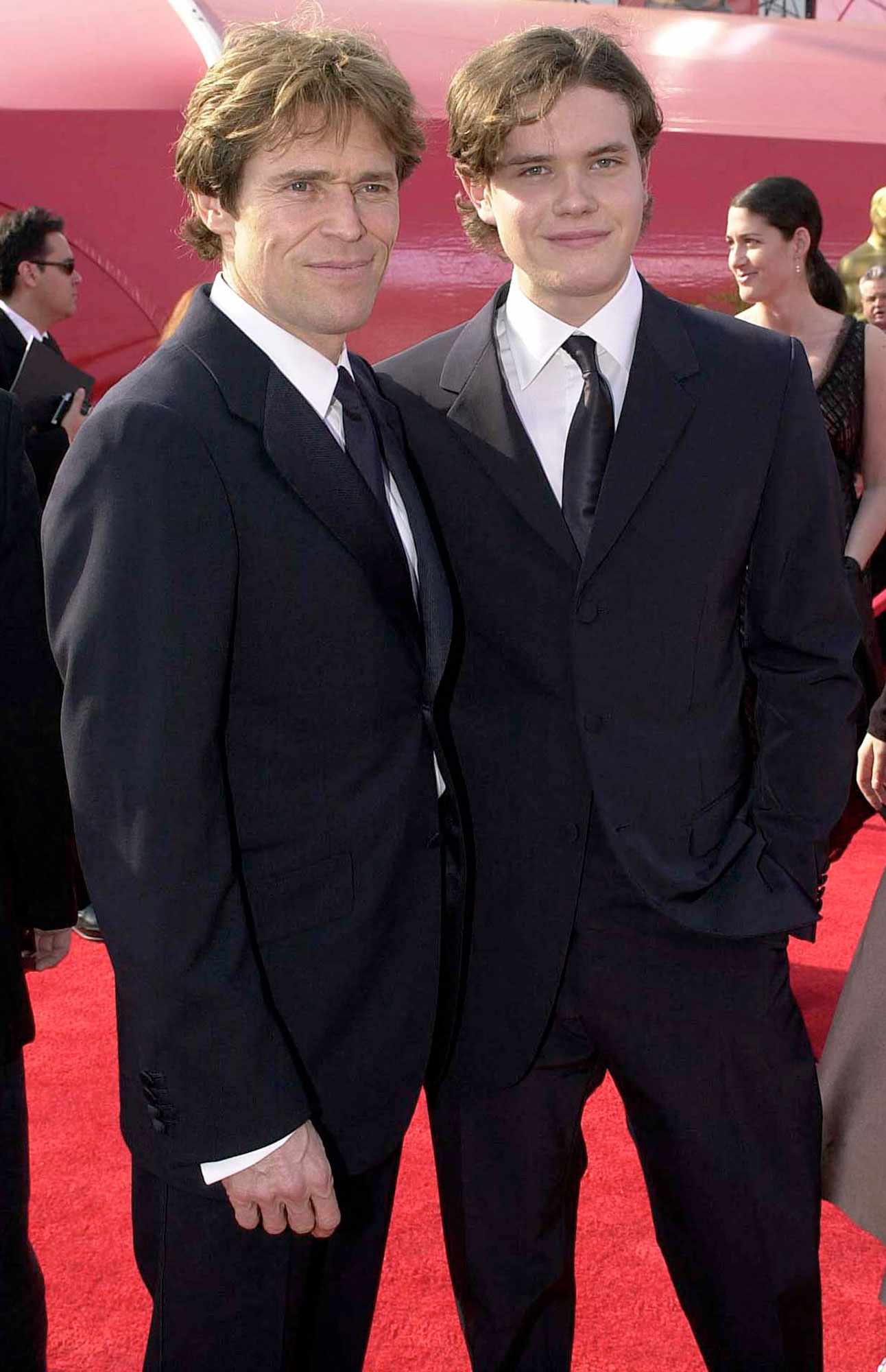 Willem Dafoe with his son Jack as they arrive at the Shrine Auditorium during the 73rd Academy Awards in Los Angeles, California on March 25, 2001.