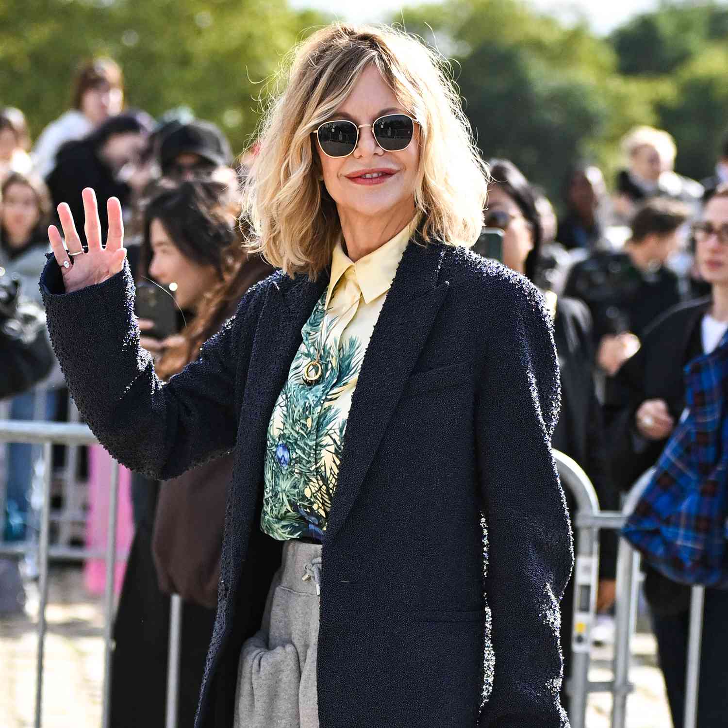 Meg ryan Paris fashion week pfw 09 27 24