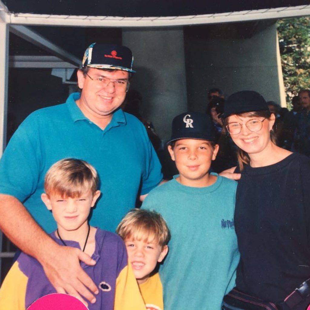 Freddie Freeman with his parents Rosemary and Fred Freeman and his siblings.