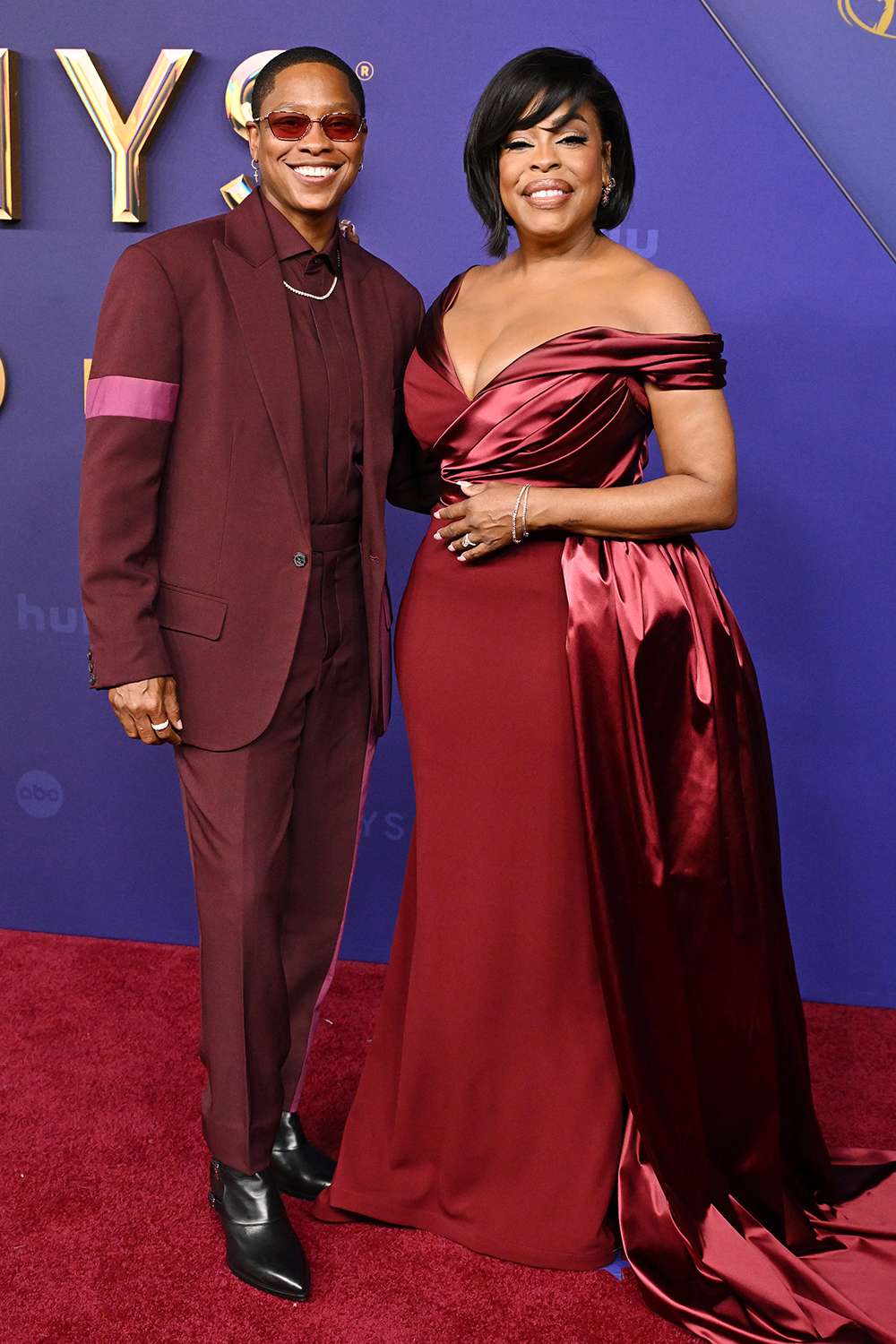 Jessica Betts and Niecy Nash Betts at the 76th Primetime Emmy Awards