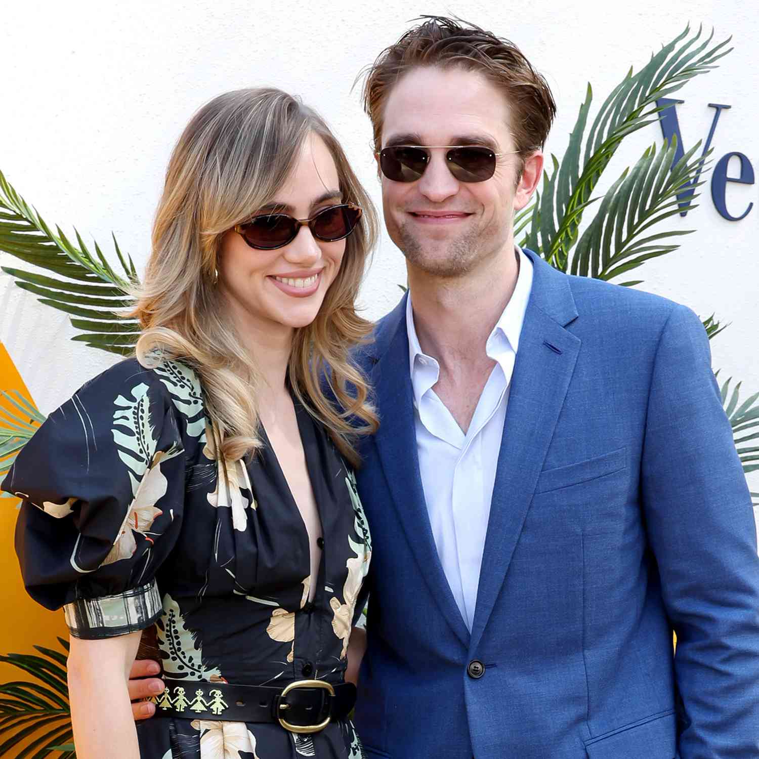 Suki Waterhouse and Robert Pattinson