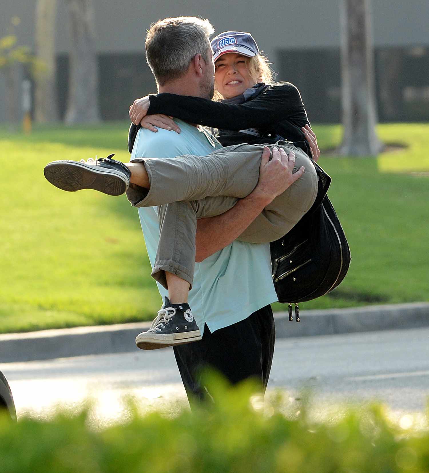 EXCLUSIVE: Renee Zellweger Gets Swept Off Her Feet for a Romantic Kiss by Beau Ant Anstead in Los Angeles