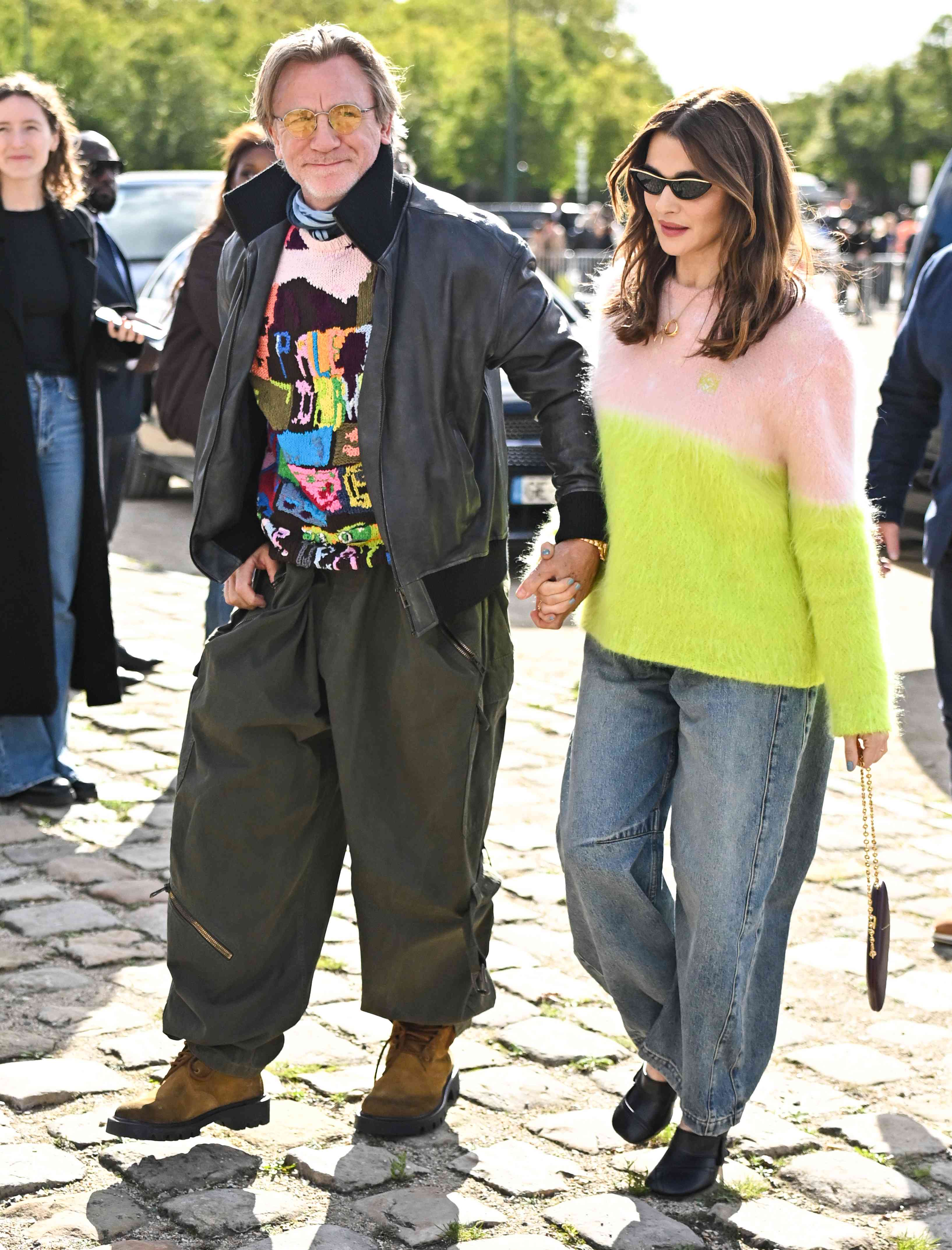 Daniel Craig and Rachel Weisz Paris fashion week pfw. 09 27 24