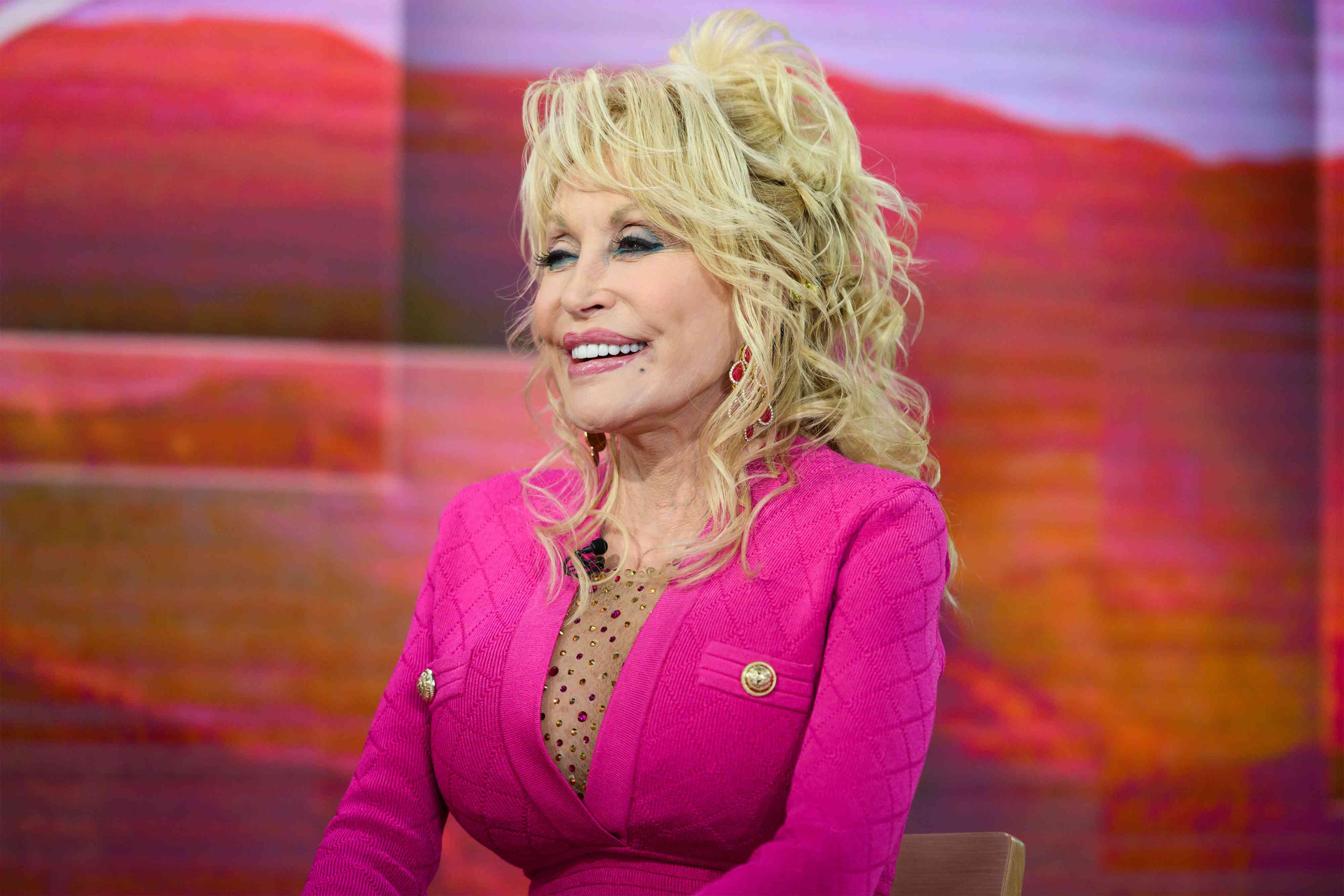 Dolly Parton Quietly Dropped New Cast Iron Cookware at Amazon, and Pieces Are Selling Out