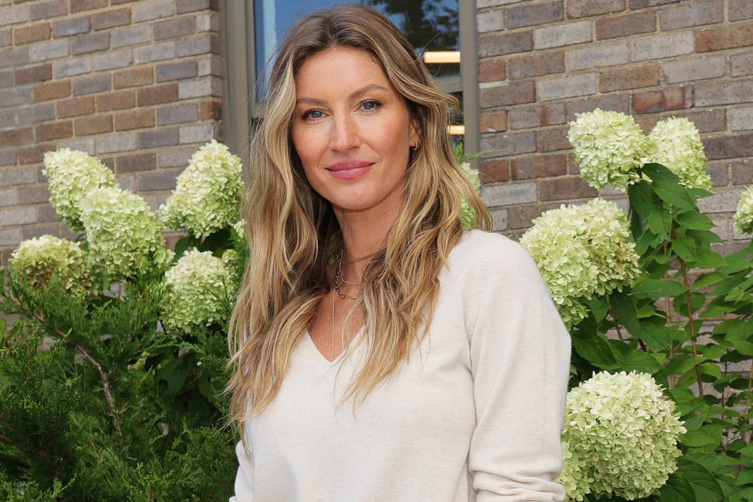 Gisele Bundchen attends the Gisele Bundchen x Gaia Herbs Launch Event