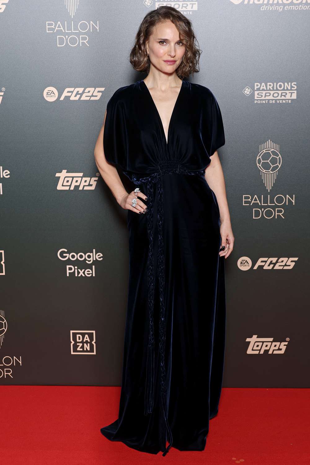 Natalie Portman attends the 68th Ballon D'Or Photocall at Theatre Du Chatelet on October 28, 2024 in Paris, France. 