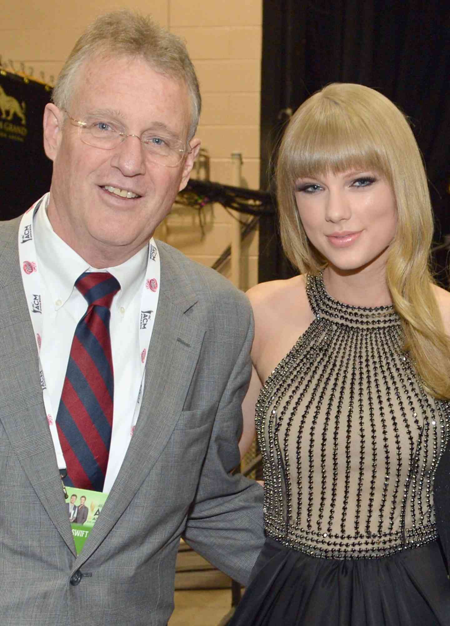 Scott Swift, singer Taylor Swift and Andrea Swift attend the 48th Annual Academy of Country Music Awards