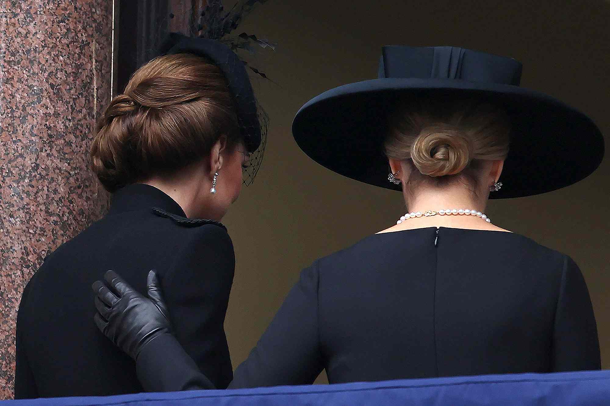 LONDON, ENGLAND - NOVEMBER 10: Catherine Princess of Wales and Sophie, Duchess of Edinburgh stand from the balcony during the National Service of Remembrance at The Cenotaph on November 10, 2024 in London, England. Each year members of the British Royal Family join politicians, veterans and members of the public to remember those who have died in combat.