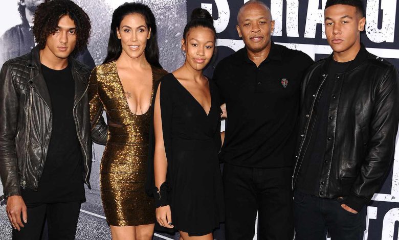 Dr. Dre and Nicole Young with their kids Tyler, Truly, and Truice at the premiere of