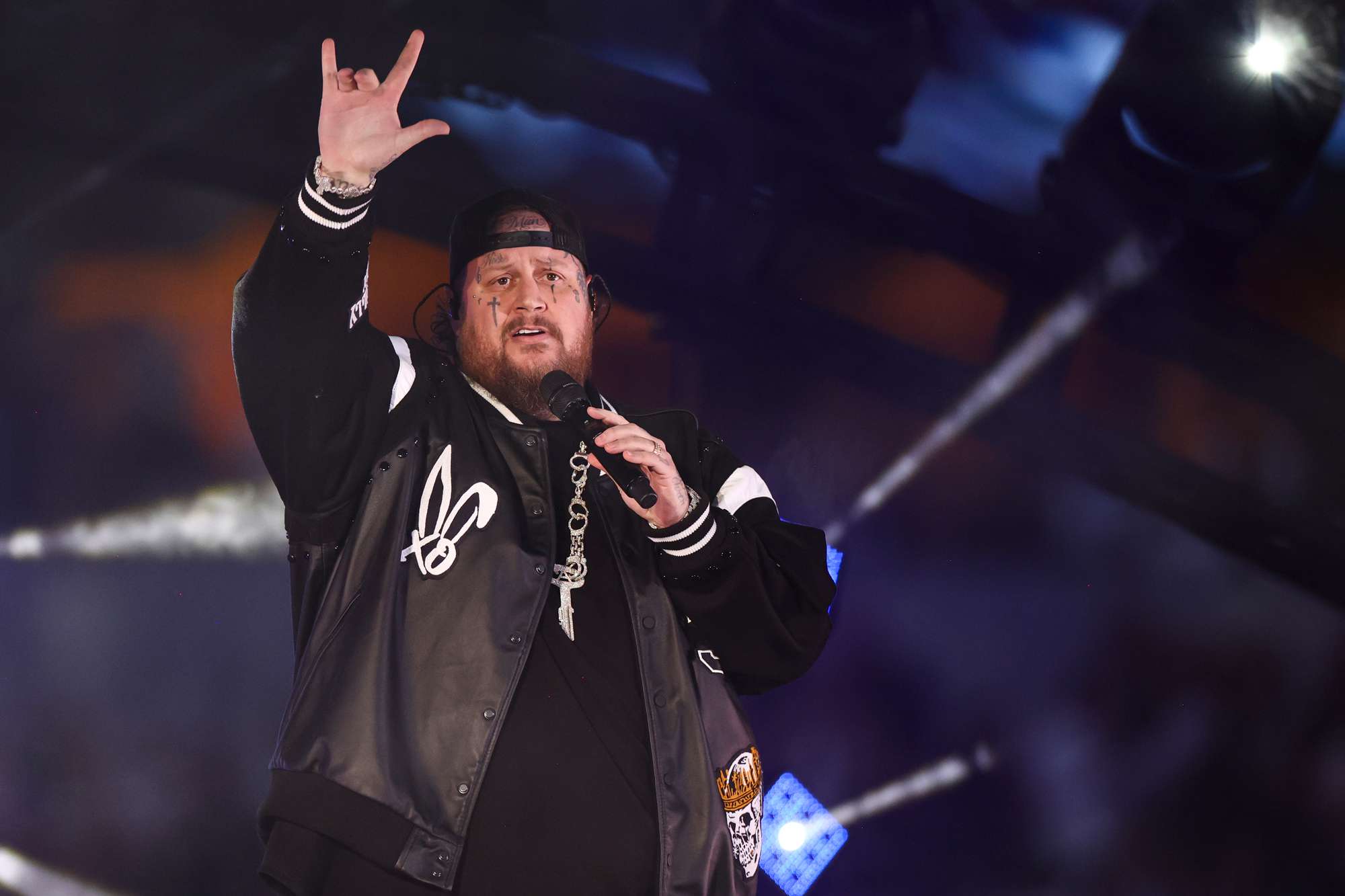 Jelly Roll performs music during halftime of an NFL football game between the Dallas Cowboys and the New York Giants at AT&T Stadium on November 28, 2024 in Arlington, Texas. 