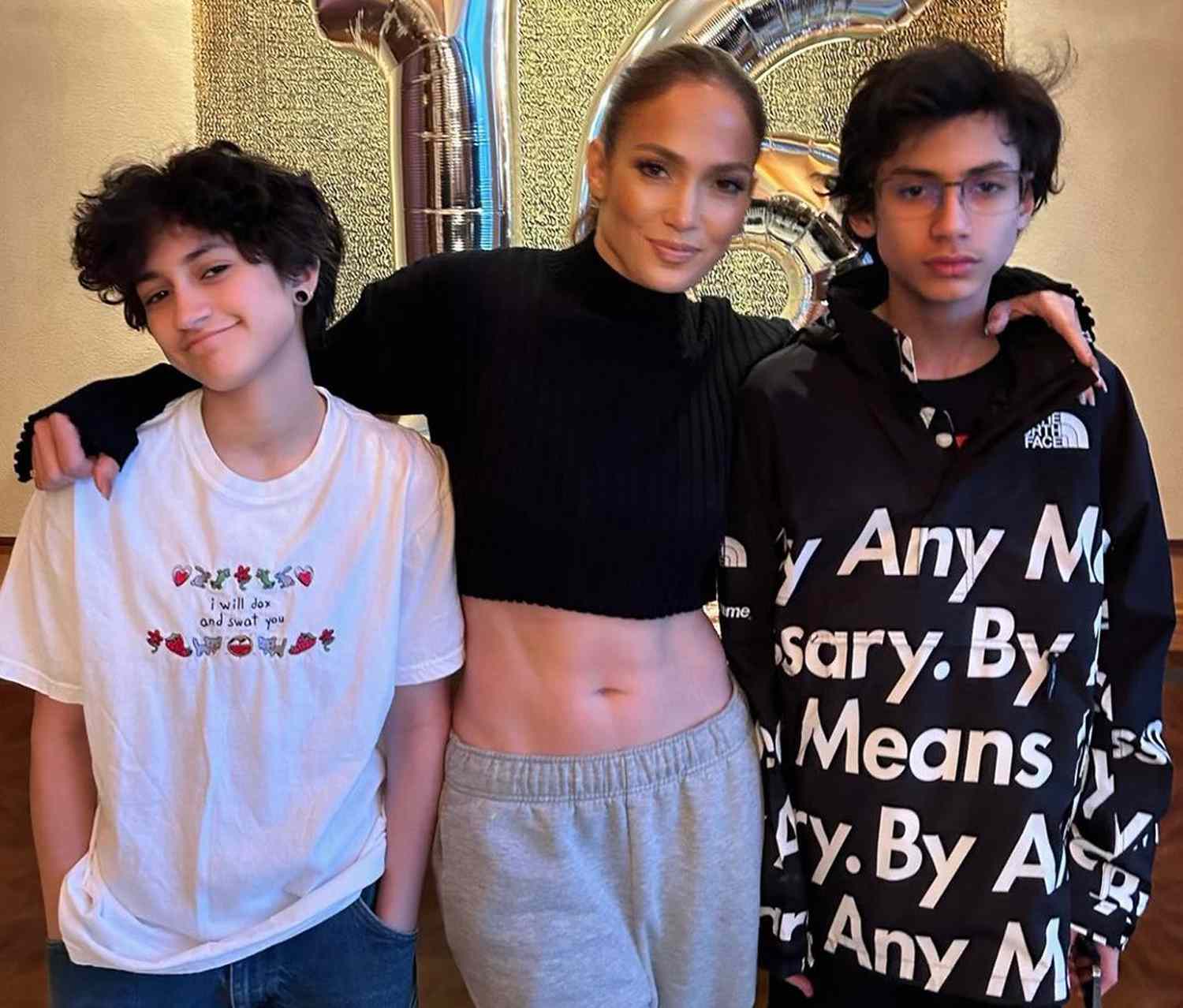 Jennifer Lopez, Emme, Maxm Instagram