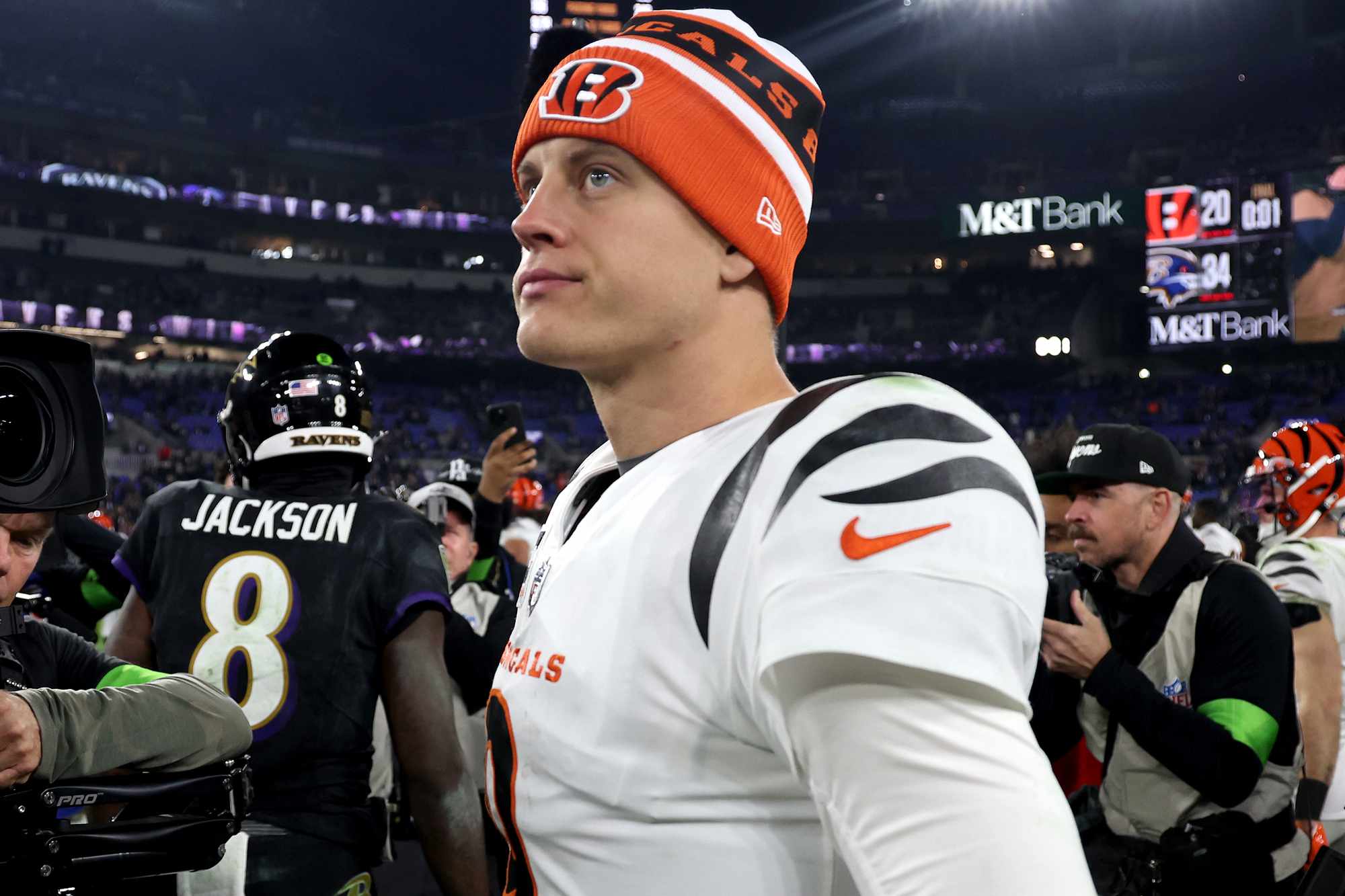 Joe Burrow of the Cincinnati Bengals walks off the field following the Bengals loss to the Baltimore Ravens at M&T Bank Stadium on November 16, 2023 in Baltimore, Maryland. 