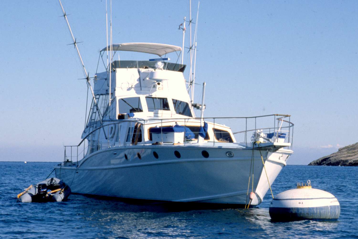 Splendour, the boat owned by Robert Wagner, docked off Two Harbors, Catalina Island the day after the body of Hollywood legend Natalie Wood was discovered in the chill November waters of Two Harbors.