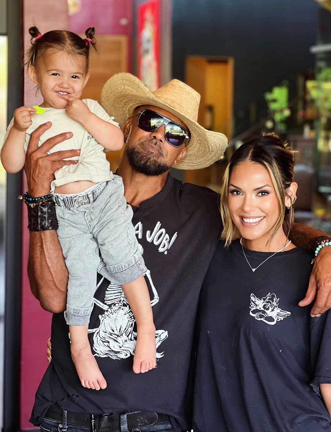 Shemar Moore with partner and their daughter