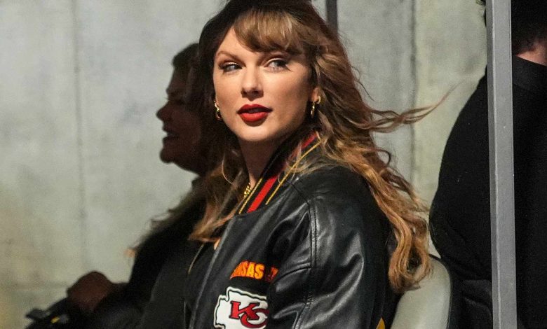 Taylor Swift Fan Says She's 'Not Okay' After Superstar Wears Vintage Chiefs Jacket She Sold on eBay: 'Can't Make This Up'