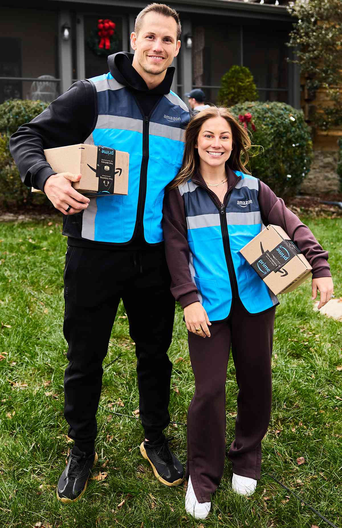 Andrew East and Shawn Johnson Team up with Amazon Same-Day Delivery for the Holidays!