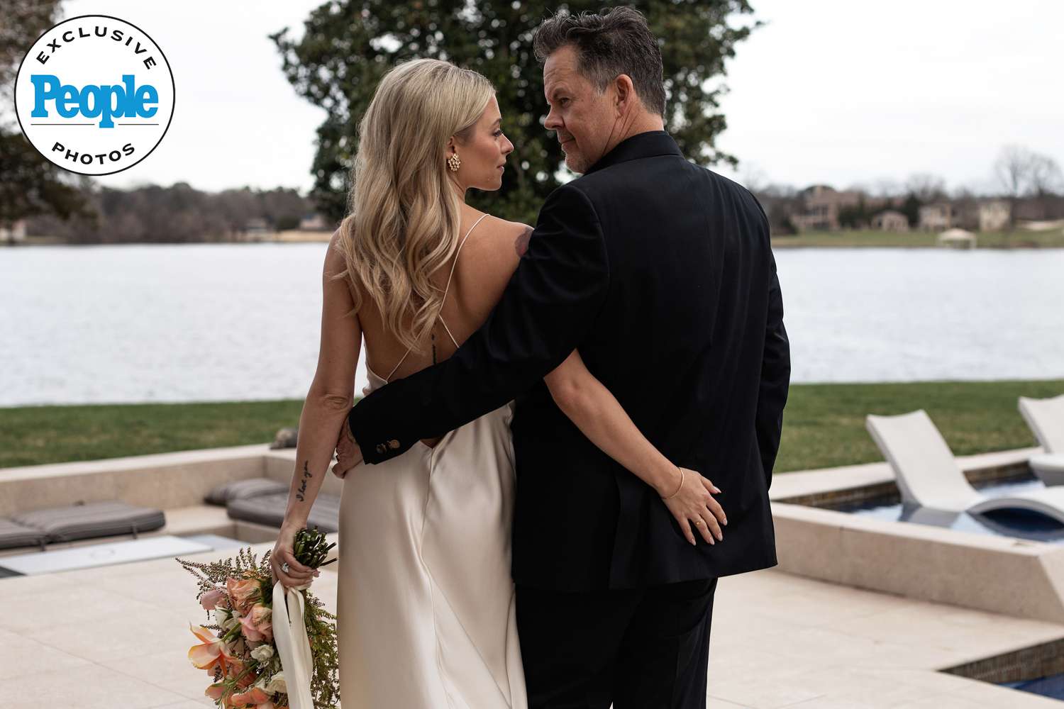 Gary Allan and Molly Martin on their wedding day.