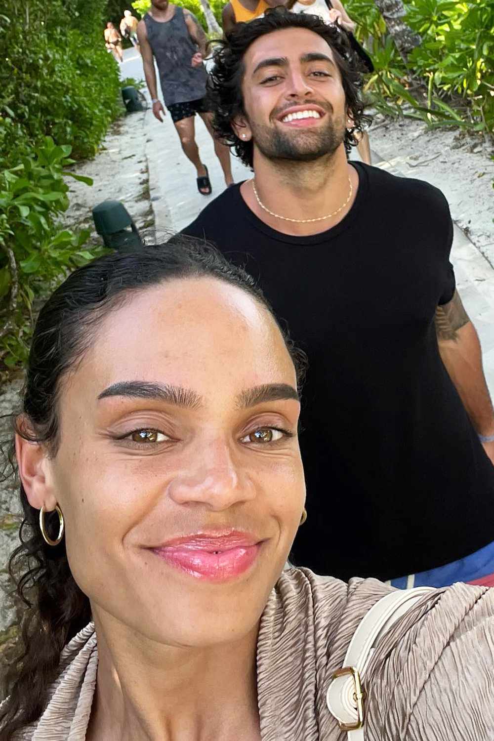 Michelle Young and Jack Leius smile in a selfie together.